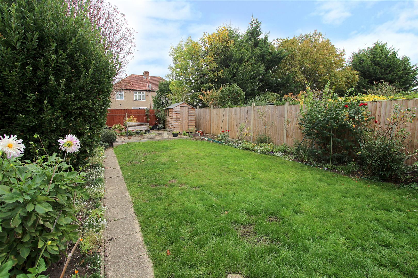 Kingswood Way, Wallington